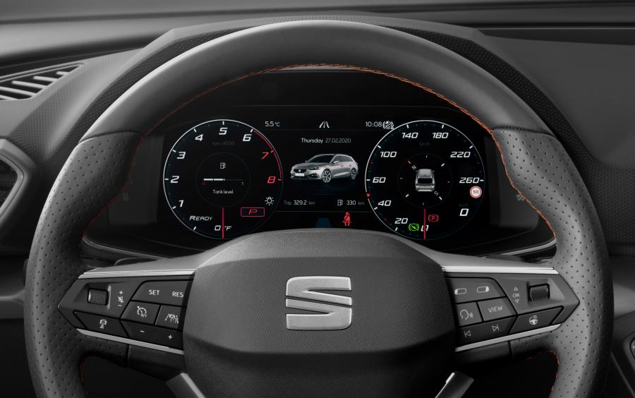 Панель приборов Seat Leon Sportstourer FR 2020 года  (WW) (фото 8 из 29)